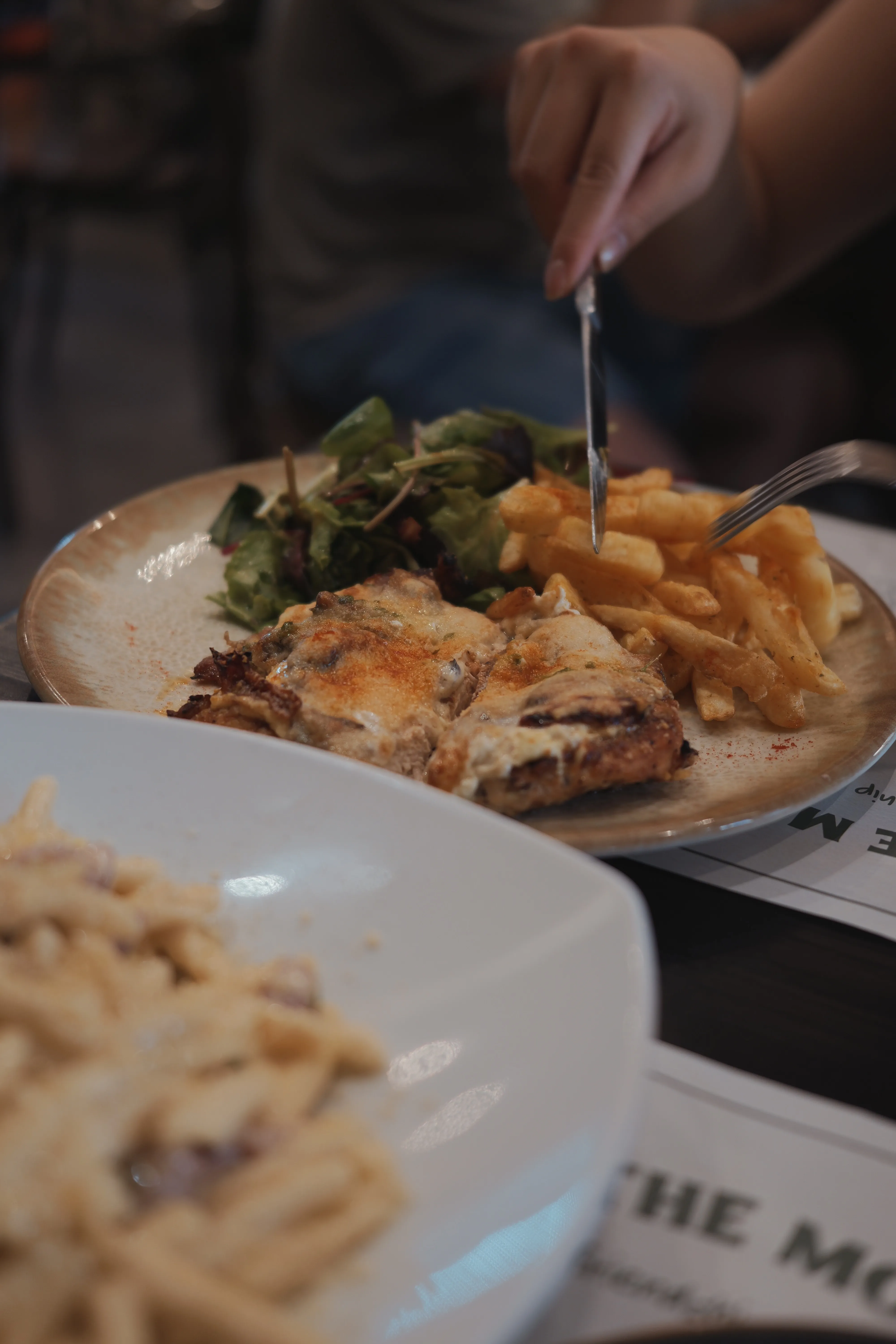 レストランでの食事